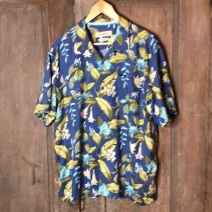 Tommy Bahamas Original Fit camp shirt Hawaiian shirt silk blend

W12